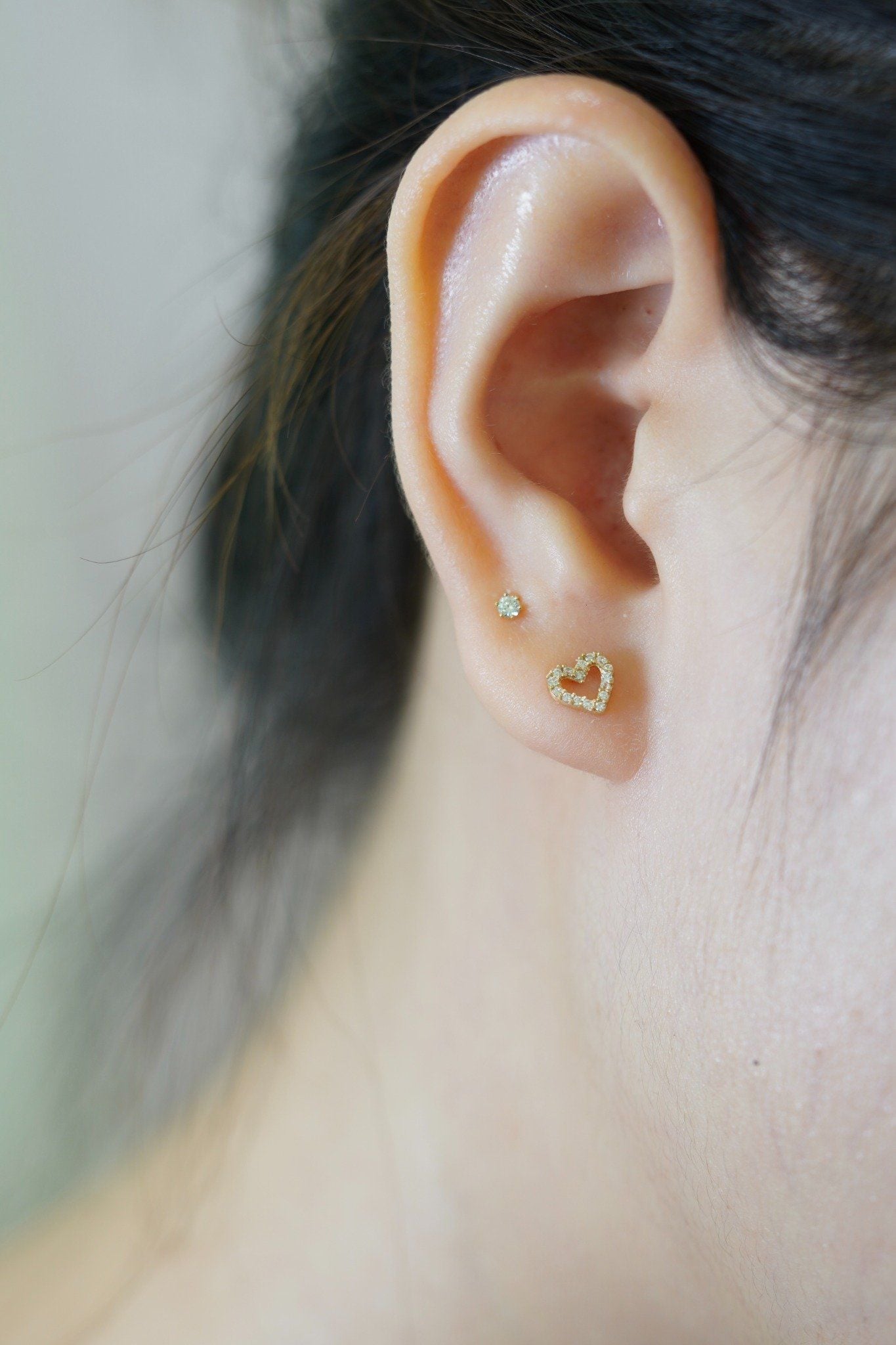 Hoa tai vàng 14k trái tim đính đá