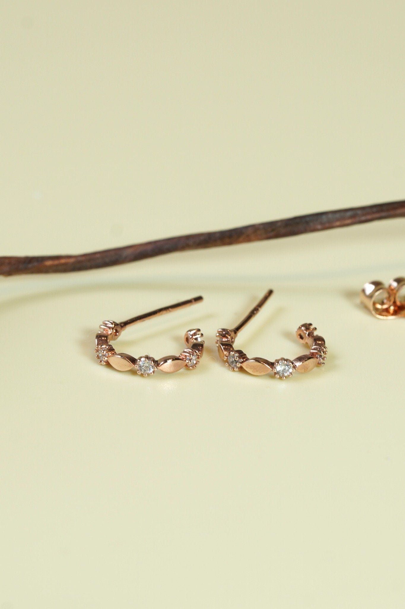 [ancafe-accessories] Hoa tai ER350K-028