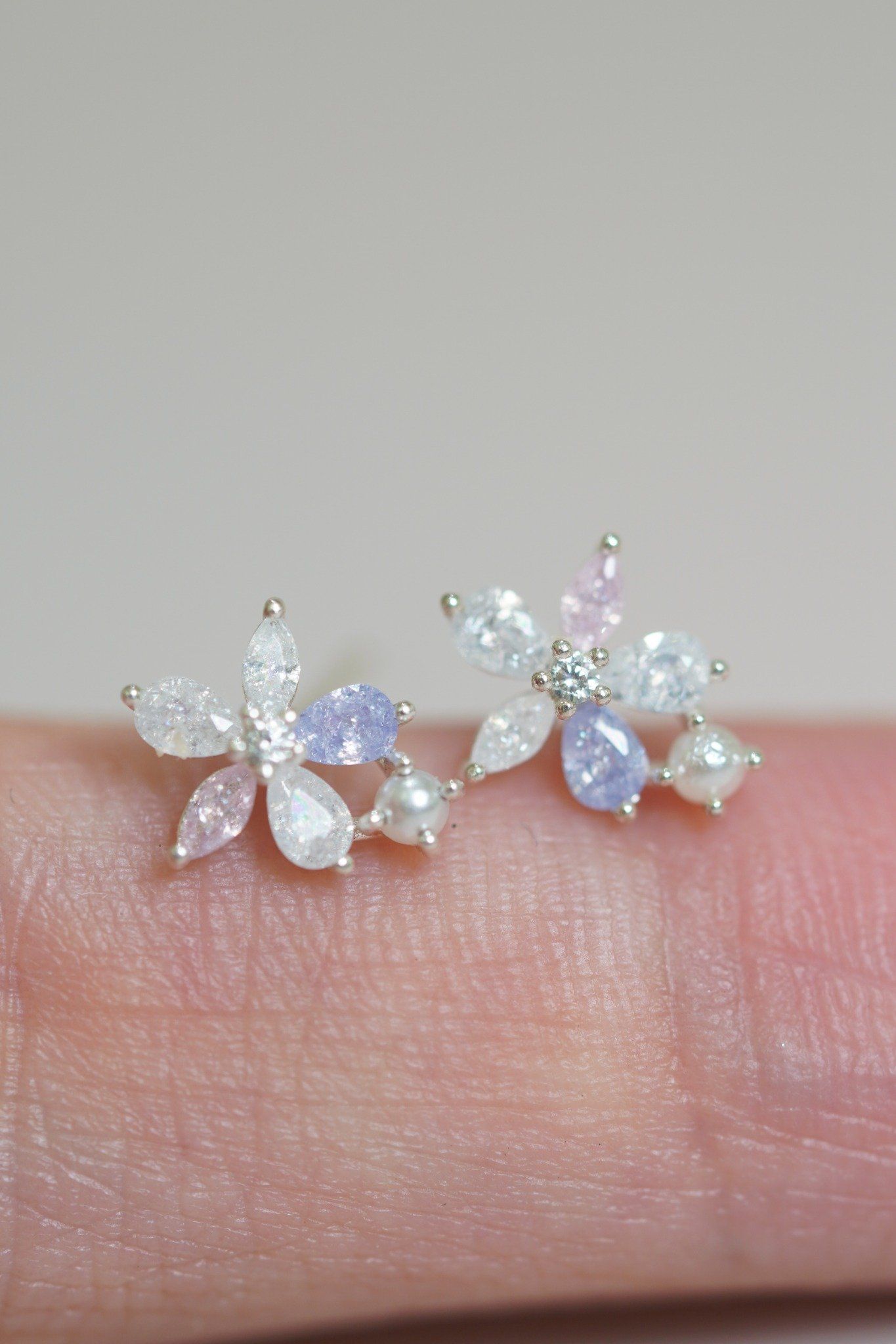 [ancafe-accessories] Hoa tai ER350K-038-BAC