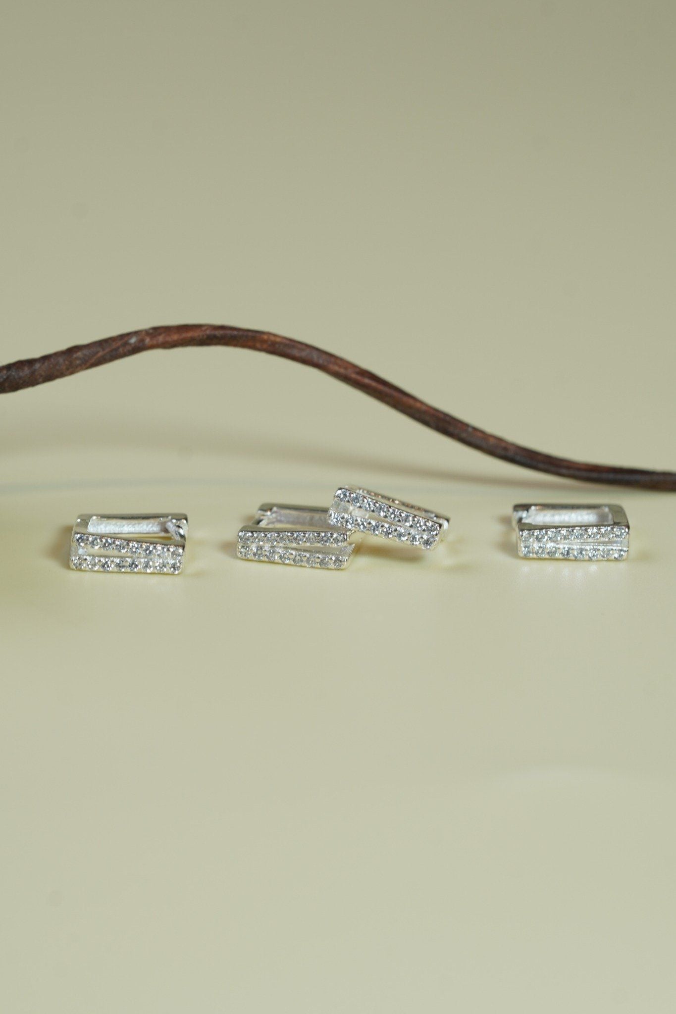 [ancafe-accessories] Hoa tai ER450K-001-BAC