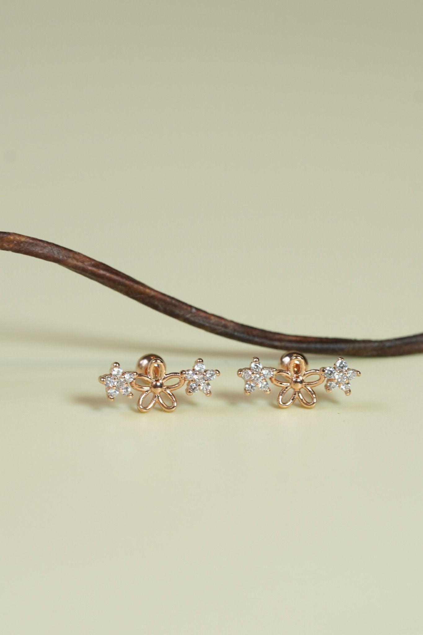 [ancafe-accessories] Hoa tai ER450K-040-VH