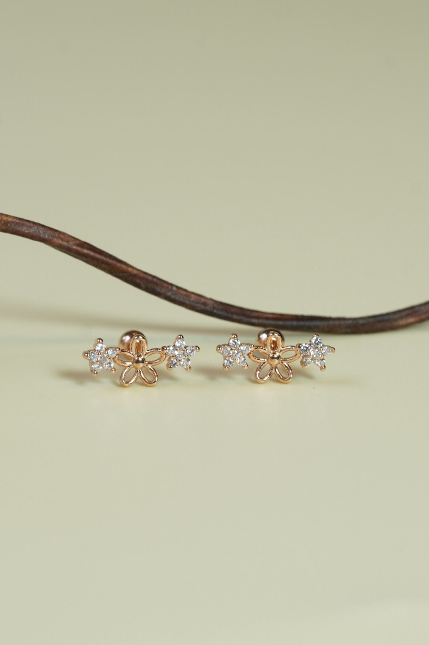 [ancafe-accessories] Hoa tai ER450K-040-VH