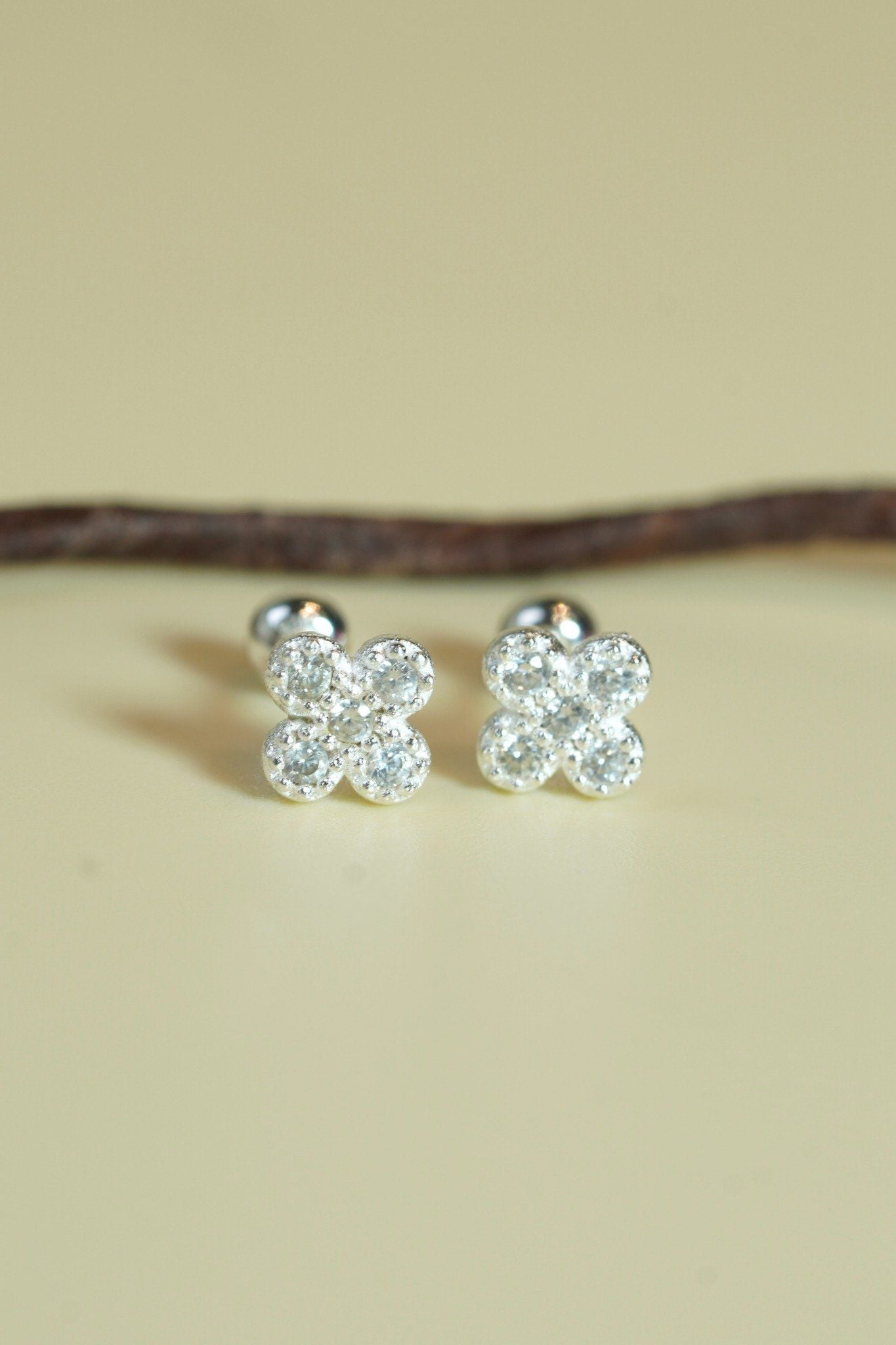 [ancafe-accessories] Hoa tai ER390K-135-BAC