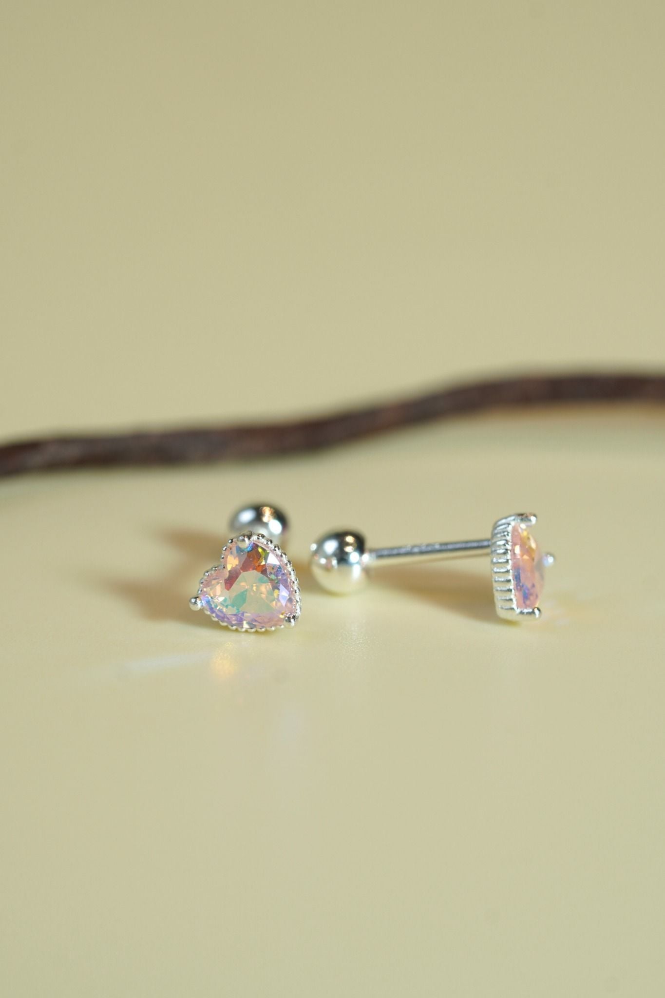 [ancafe-accessories] Hoa tai ER390K-133-BAC