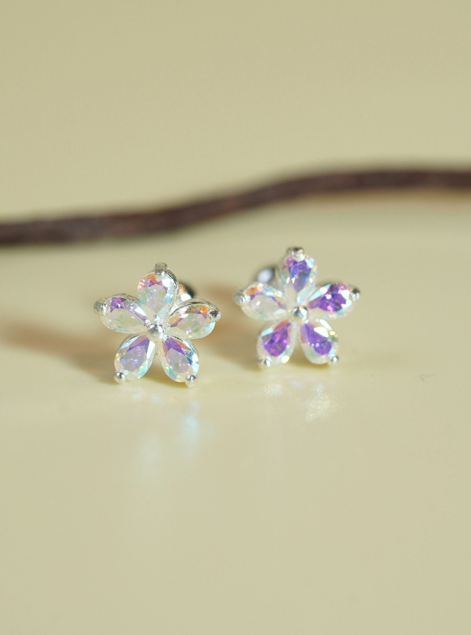 [ancafe-accessories] Hoa tai ER390K-134-BAC