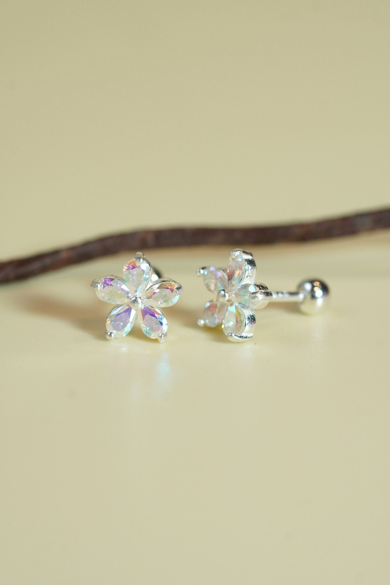 [ancafe-accessories] Hoa tai ER390K-134-BAC