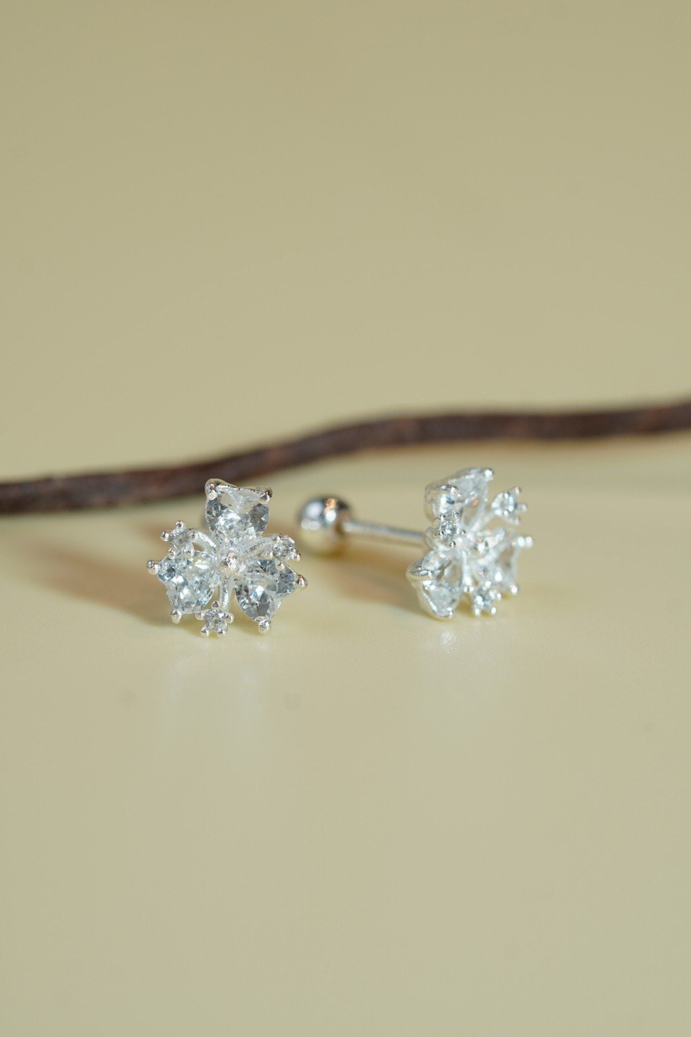 [ancafe-accessories] Hoa tai ER390K-129-BAC