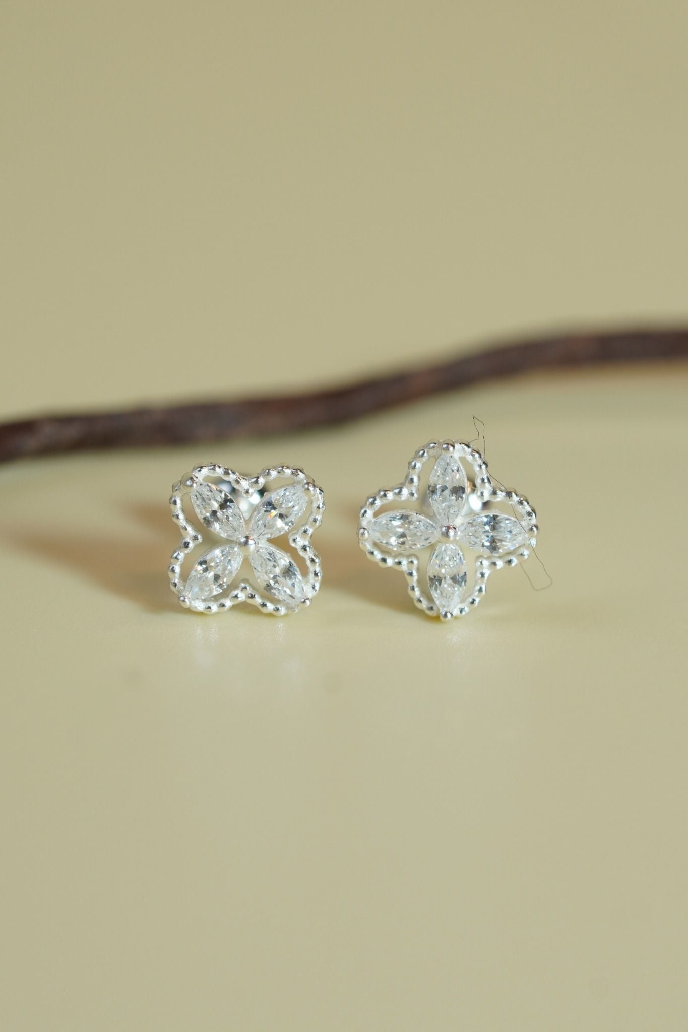 [ancafe-accessories] Hoa tai ER390K-125-BAC