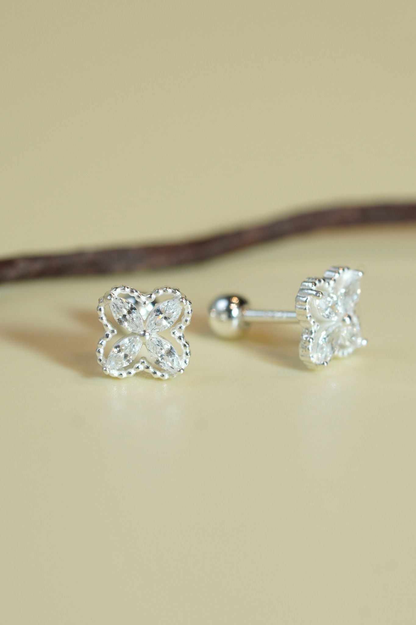 [ancafe-accessories] Hoa tai ER390K-125-BAC