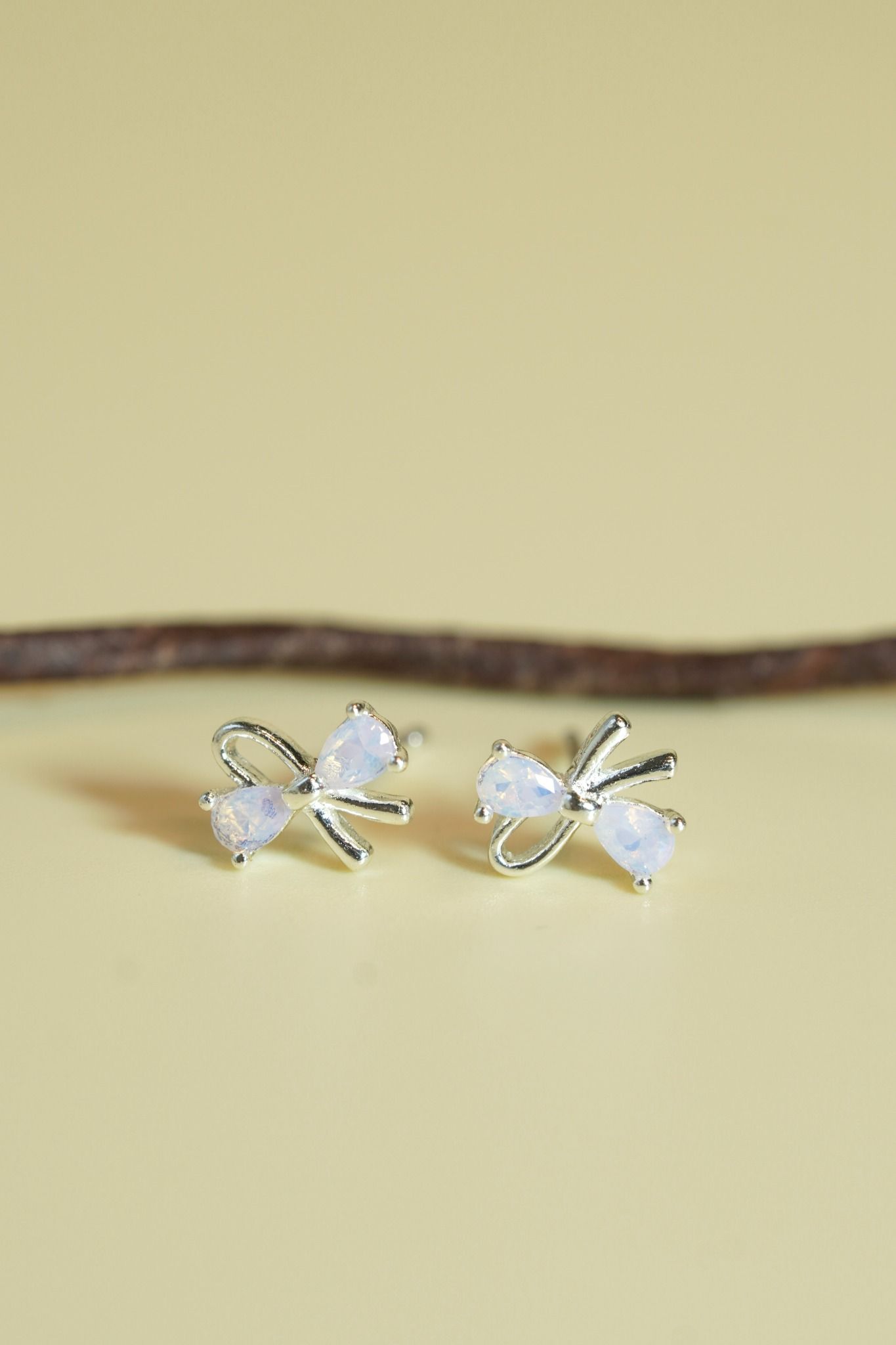 [ancafe-accessories] Hoa tai ER320K-048-BAC