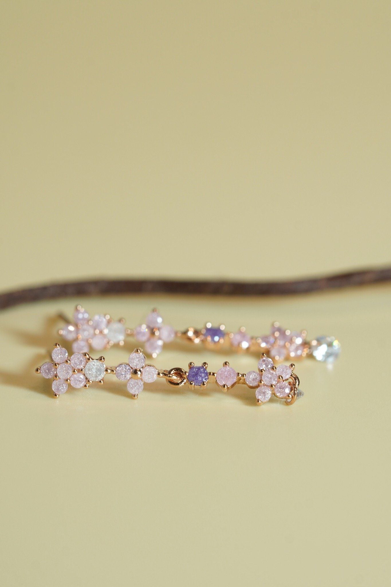 [ancafe-accessories] Hoa tai ER350K-039-VH