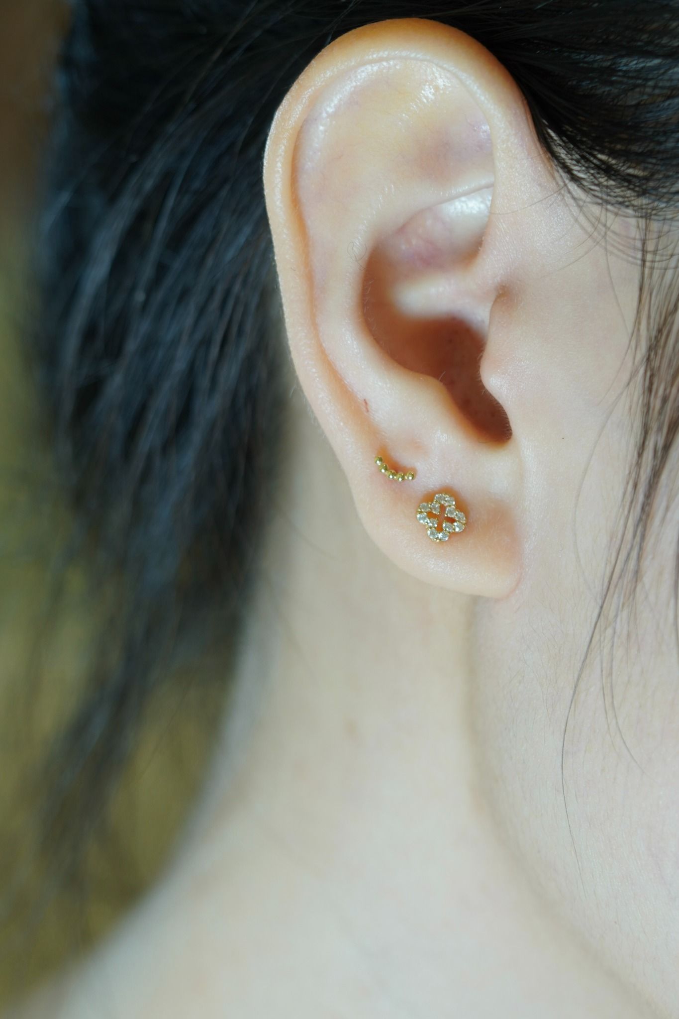 Hoa tai vàng 14K bông hoa 4 cánh đính đá