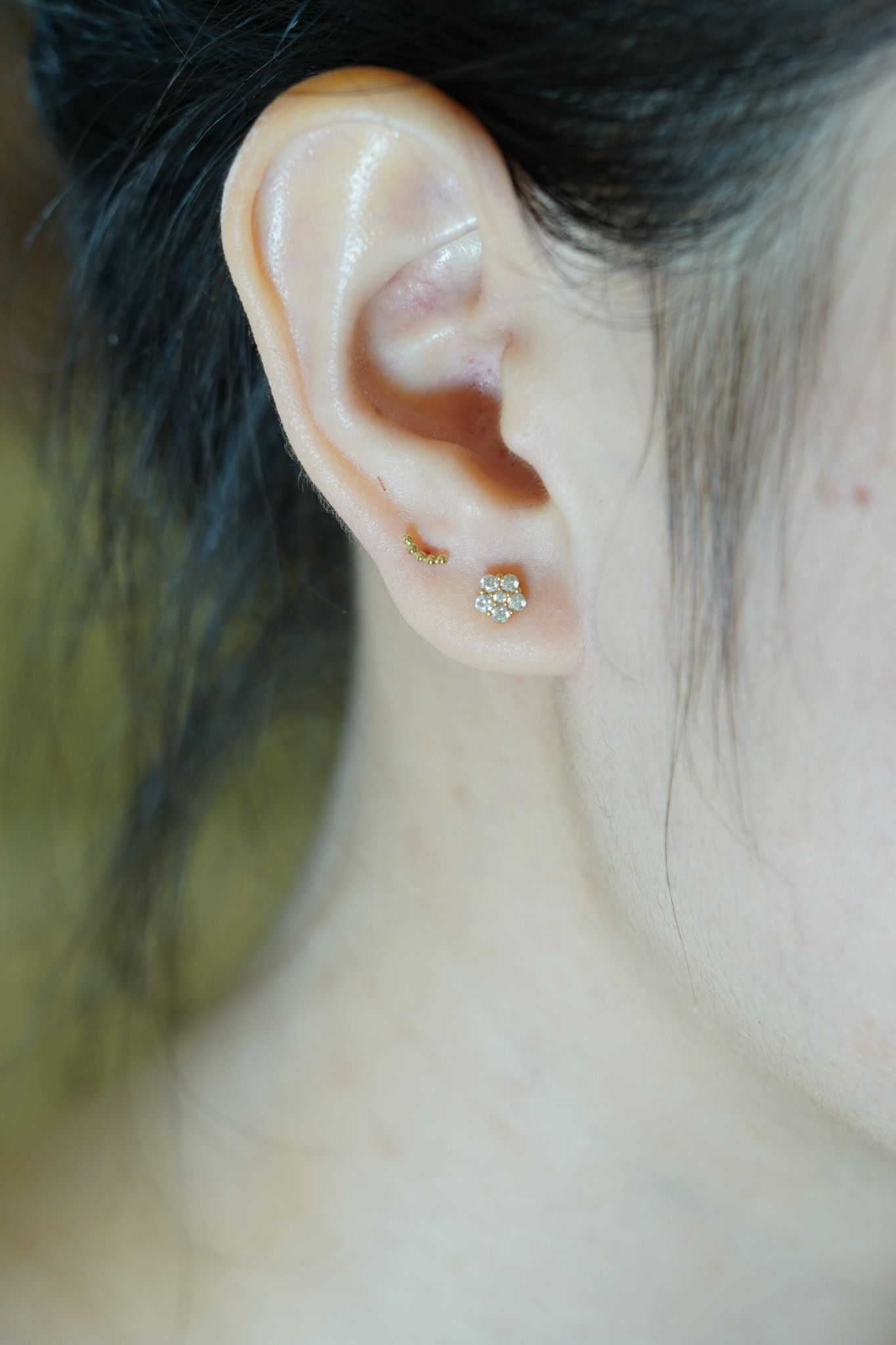 Hoa tai vàng 14K bông hoa đính đá