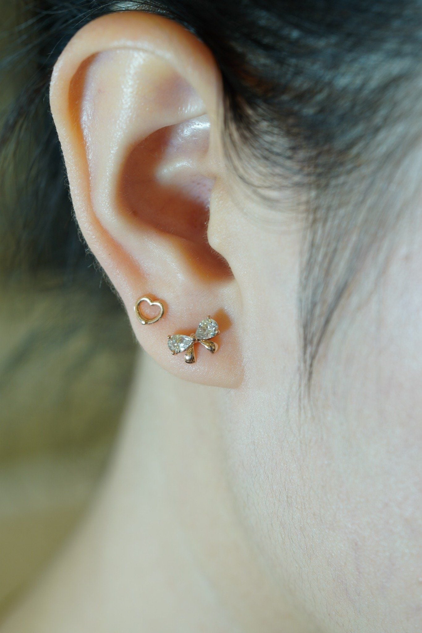 Hoa tai vàng 14K trái tim viền trơn