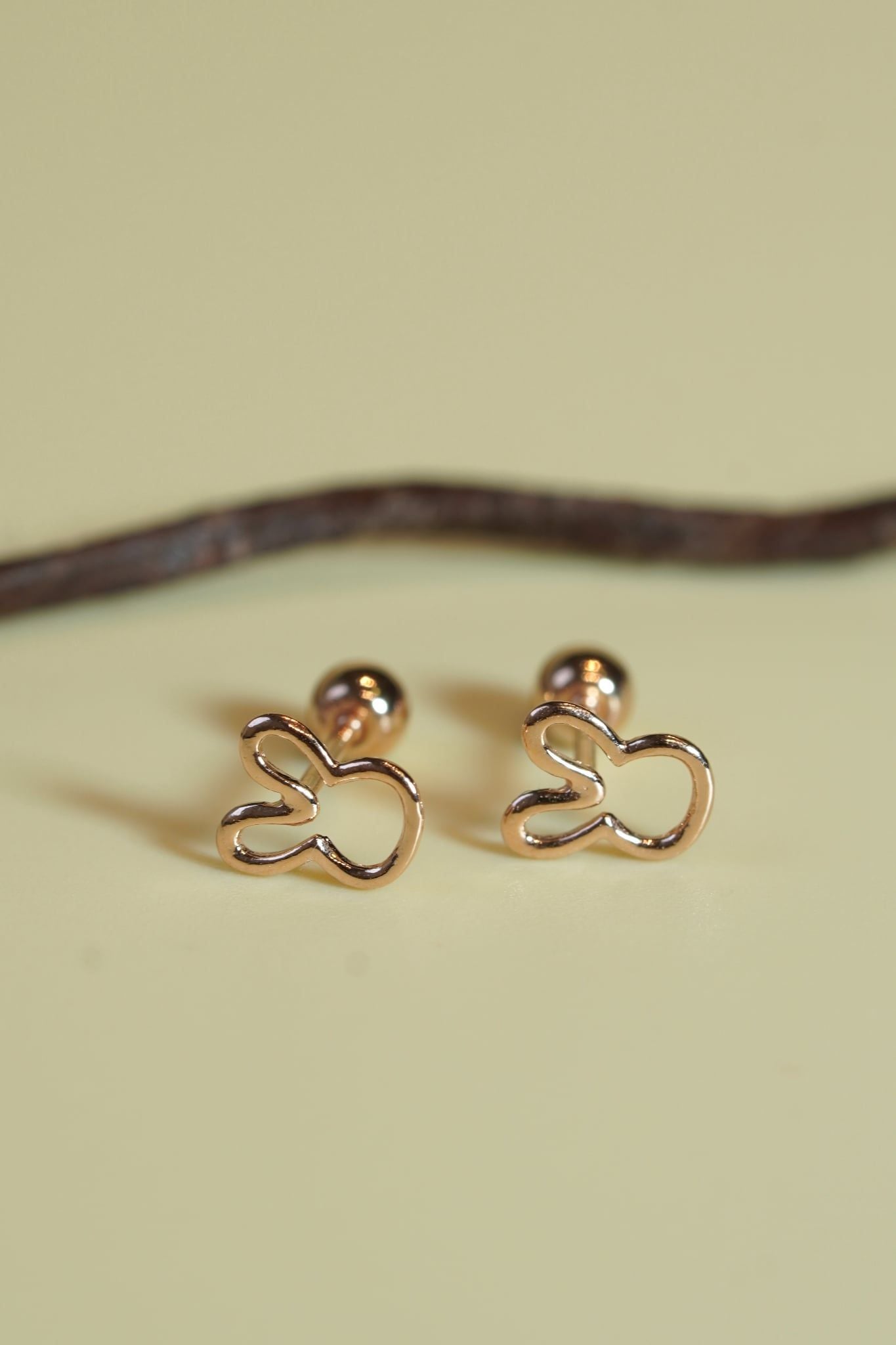 Hoa tai thỏ trơn vàng 14k (ER-GLD-096)