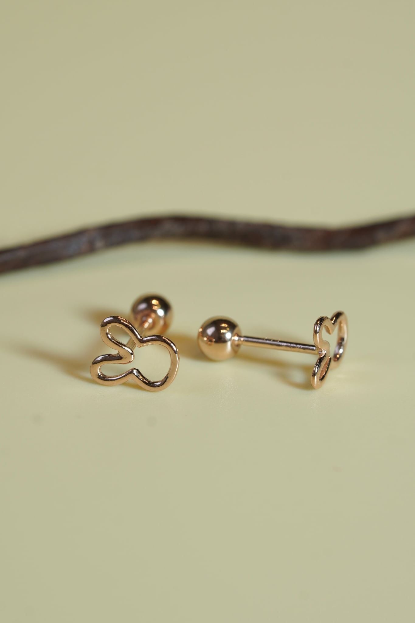 Hoa tai thỏ trơn vàng 14k (ER-GLD-096)