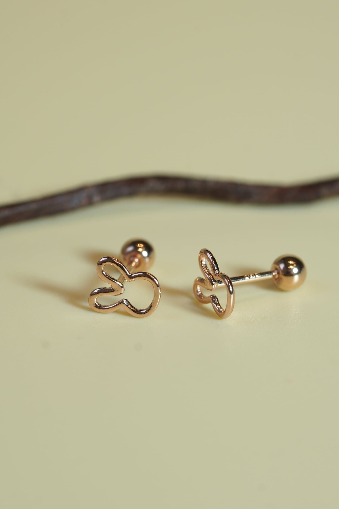 Hoa tai thỏ trơn vàng 14k (ER-GLD-096)