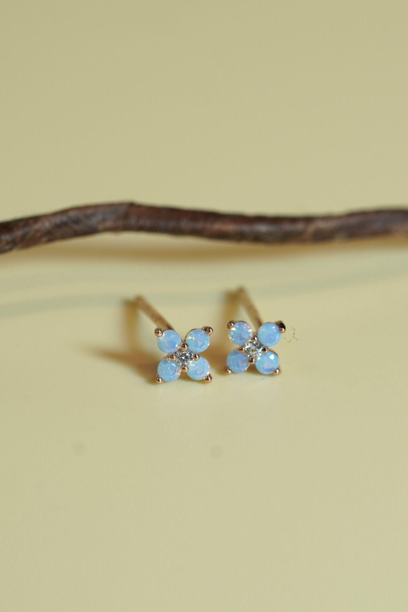 [ancafe-accessories] Hoa tai ER280K-037-VH