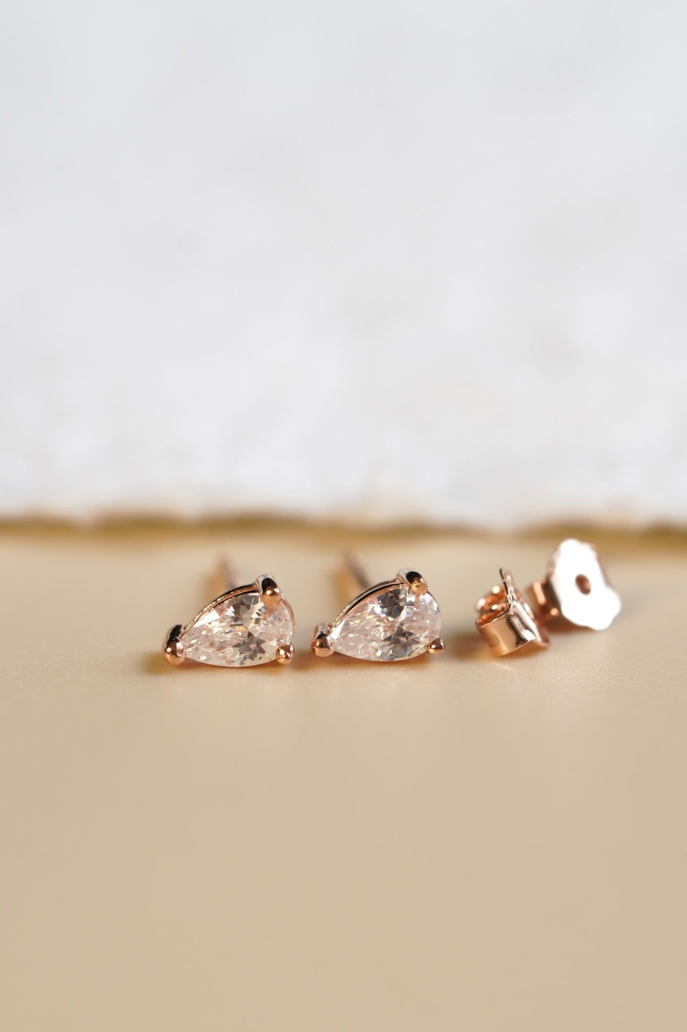 [ancafe-accessories] Hoa tai ER320K-001-VH