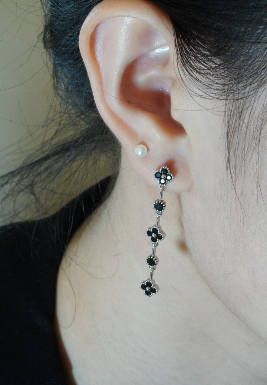 [ancafe-accessories] Hoa tai ER350K-042-BAC-ĐÁ ĐEN