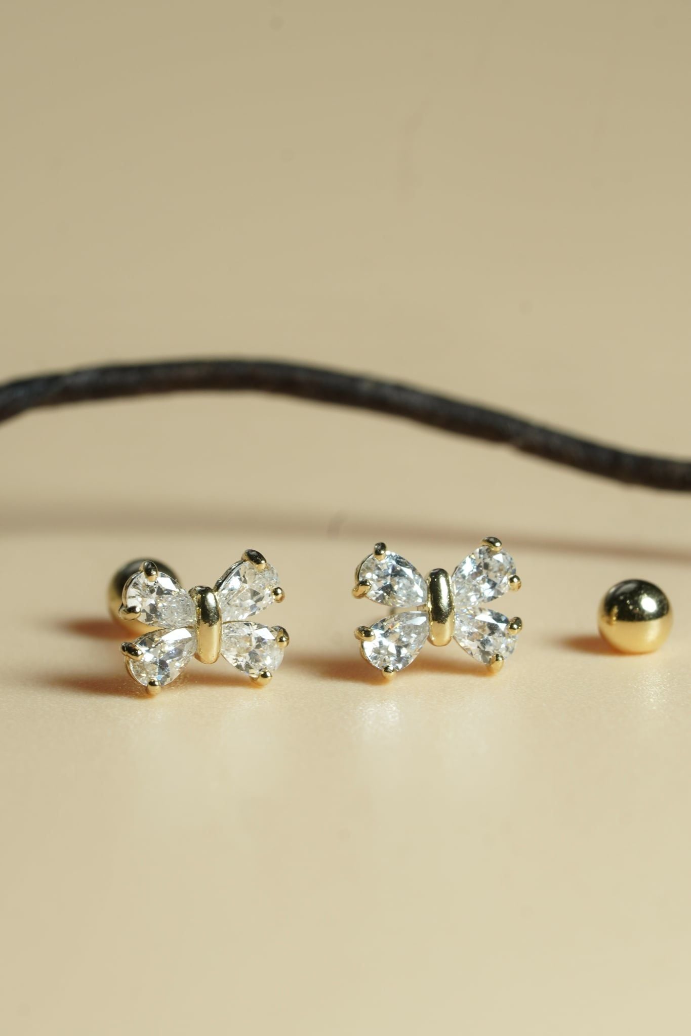 Hoa tai vàng 14k hoa xinh (ER-GLD-119)