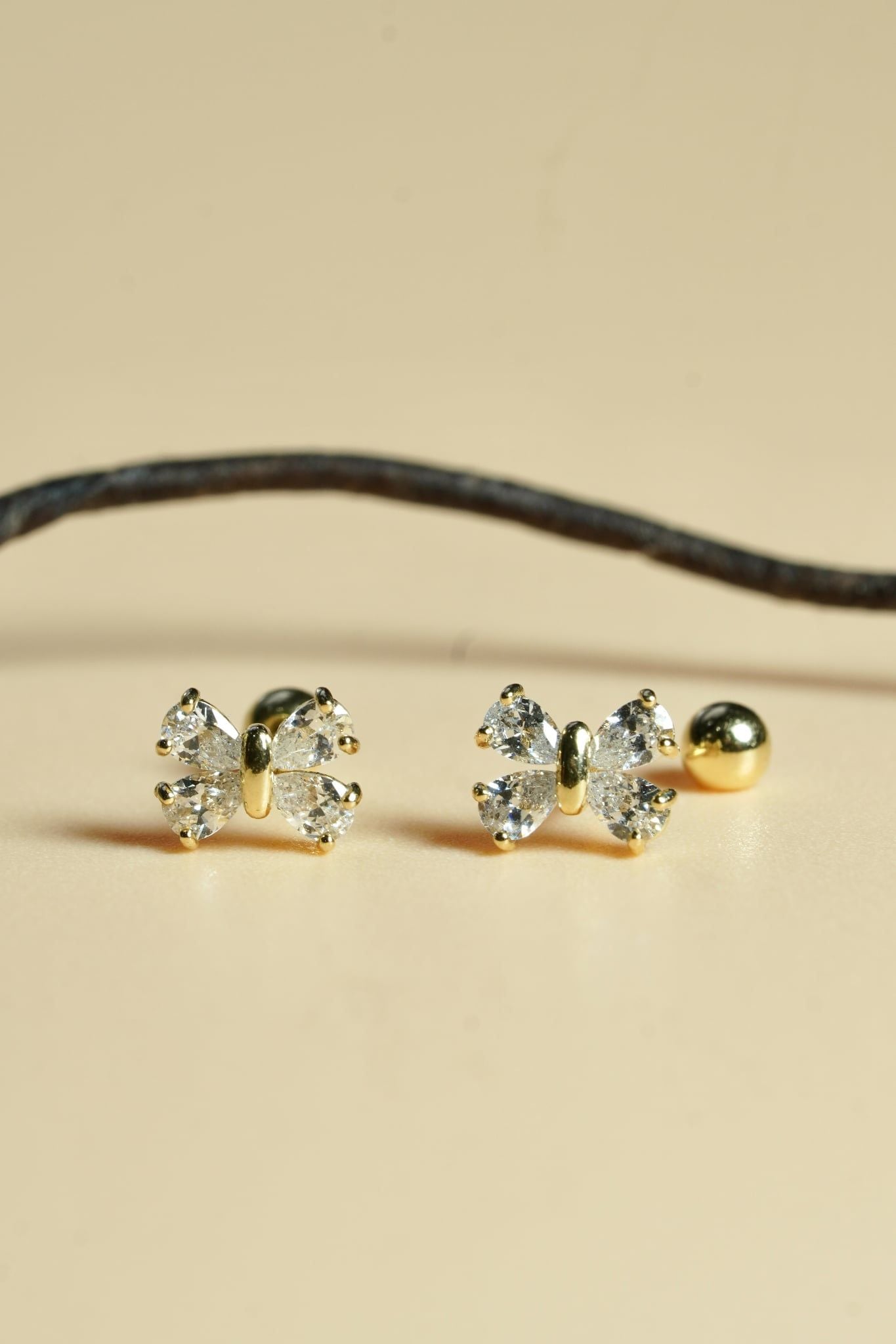 Hoa tai vàng 14k hoa xinh (ER-GLD-119)