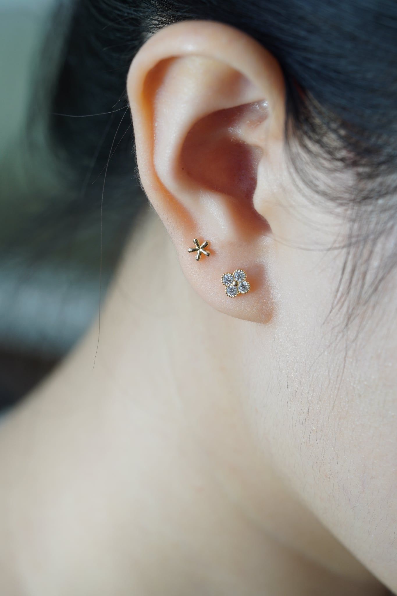Hoa tai vàng 14K 4  lá đá ecz ( ER-GLD-133)