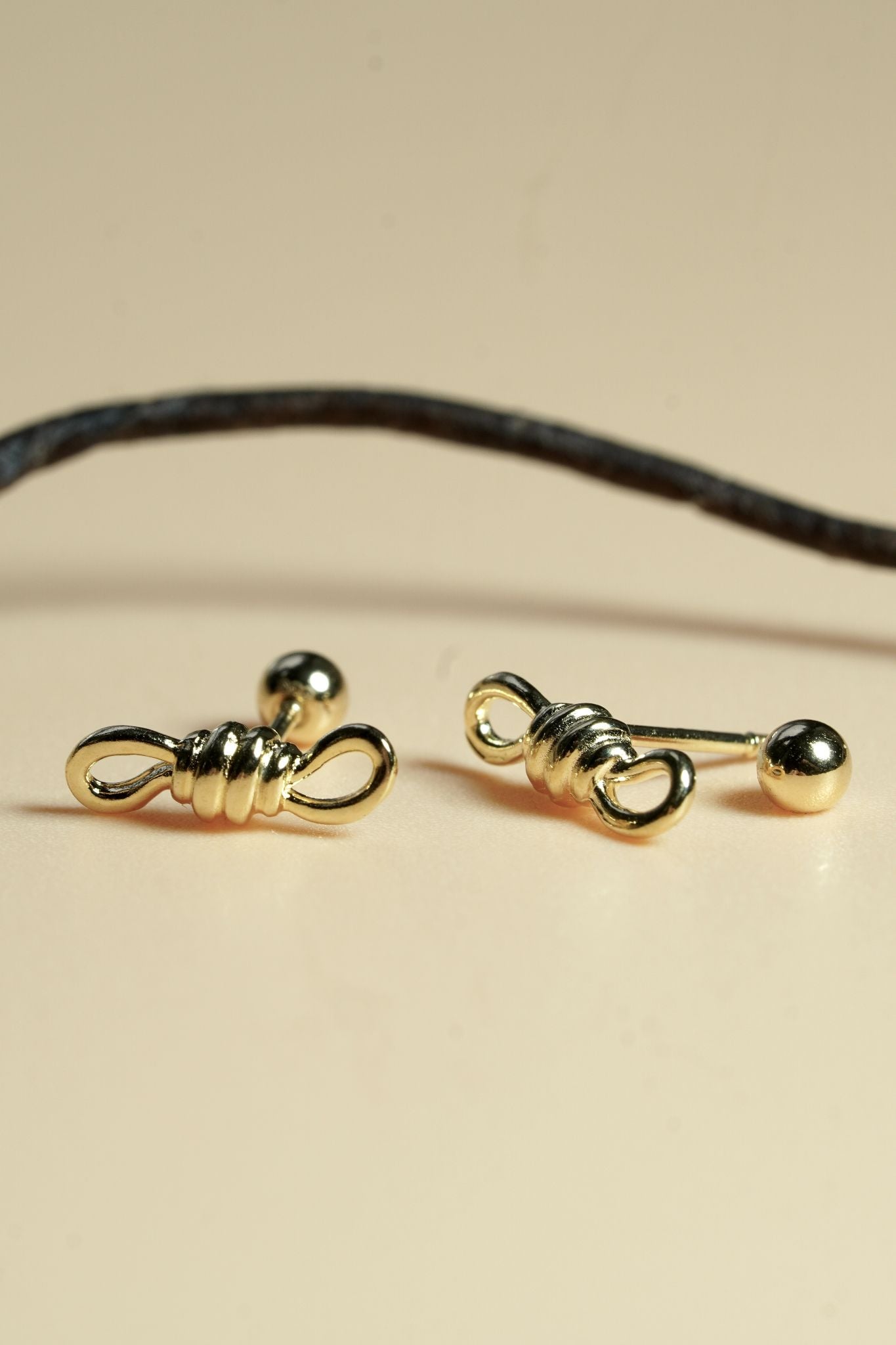 Hoa tai vàng 14k nút thắt ( ER-GLD-130)