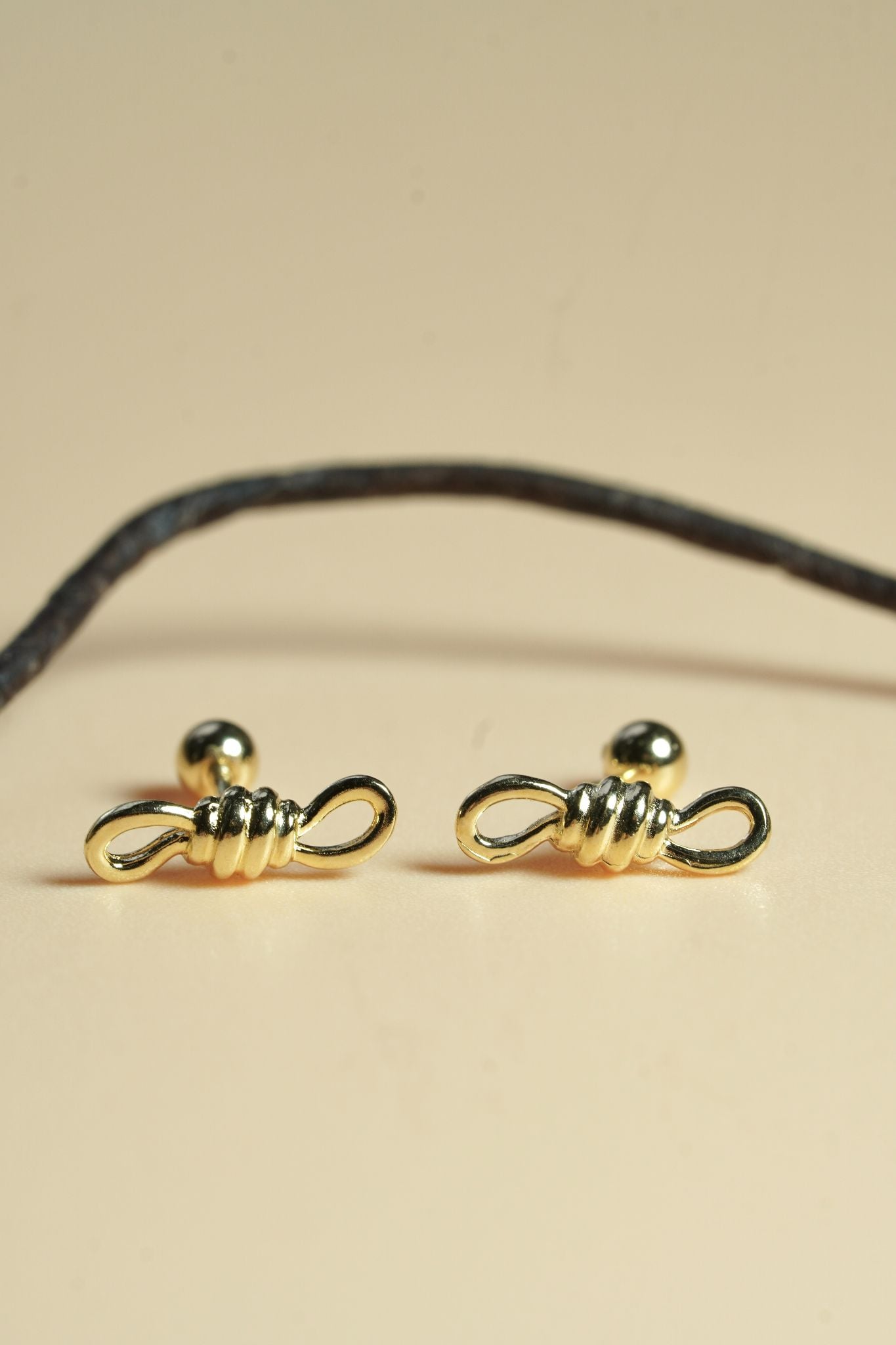 Hoa tai vàng 14k nút thắt ( ER-GLD-130)