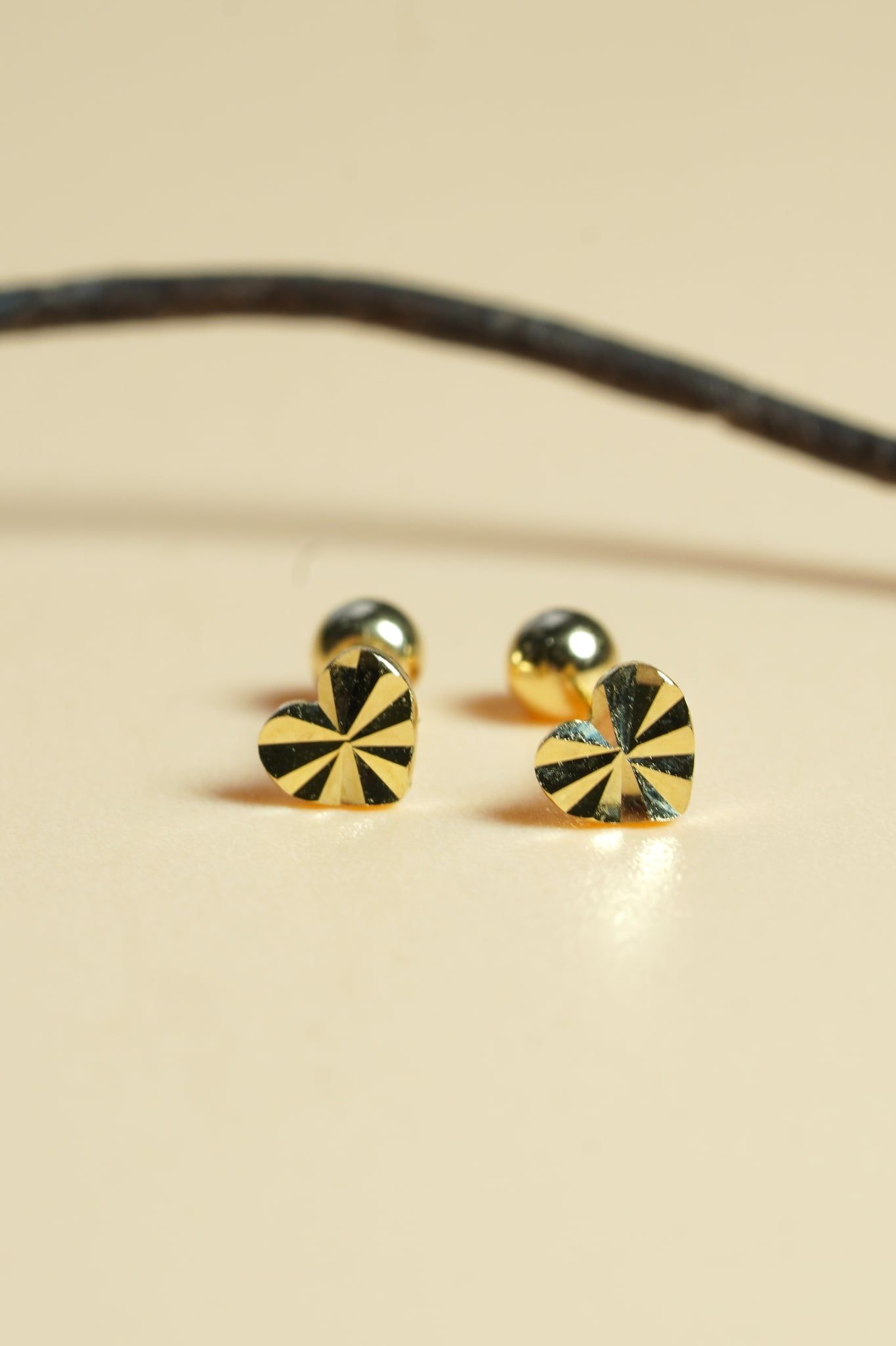 Hoa tai vàng 14k tim cắt (ER-GLD-127)