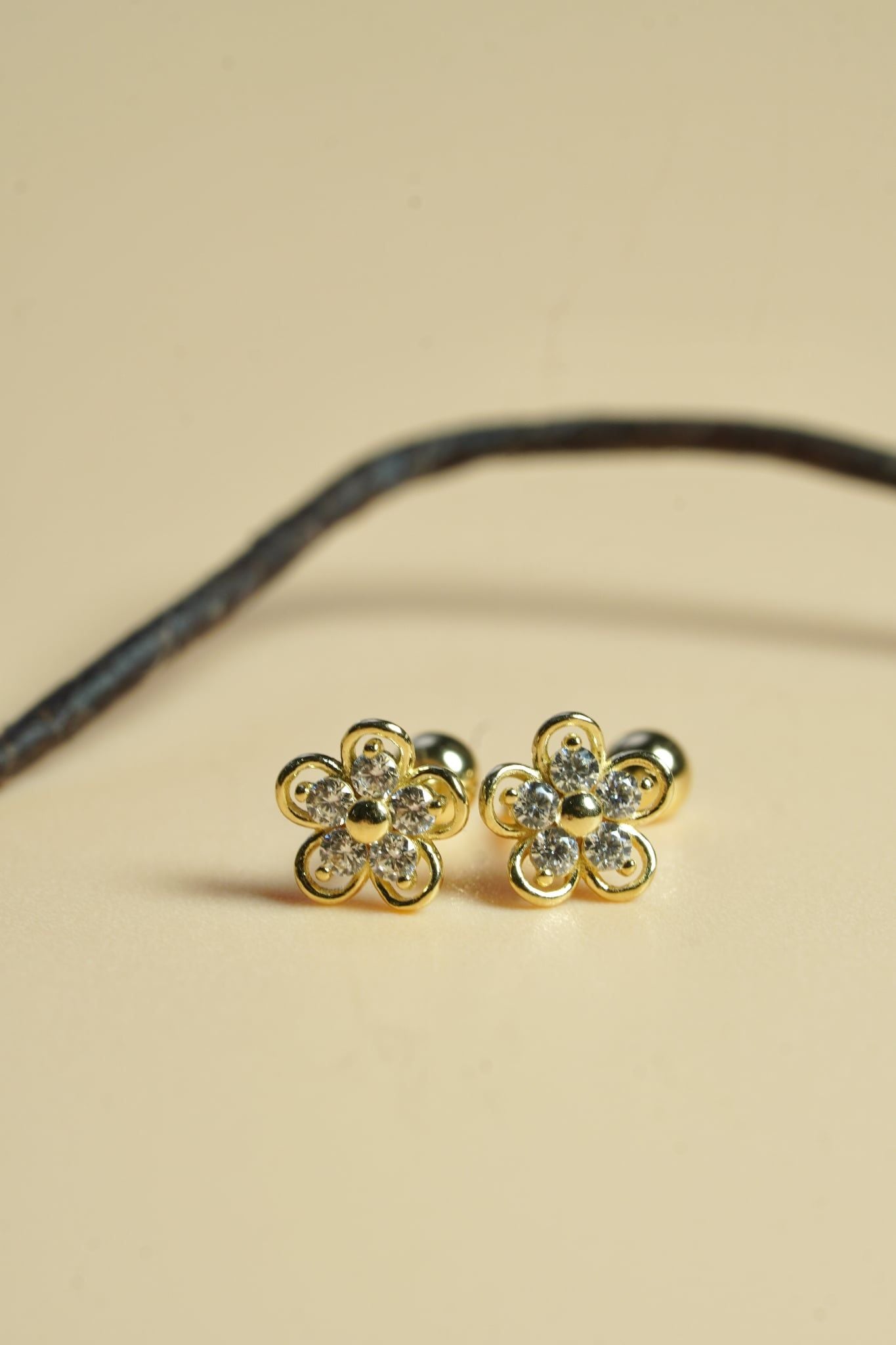 Hoa tai vàng 14K hoa xinh (ER-GLD-055)