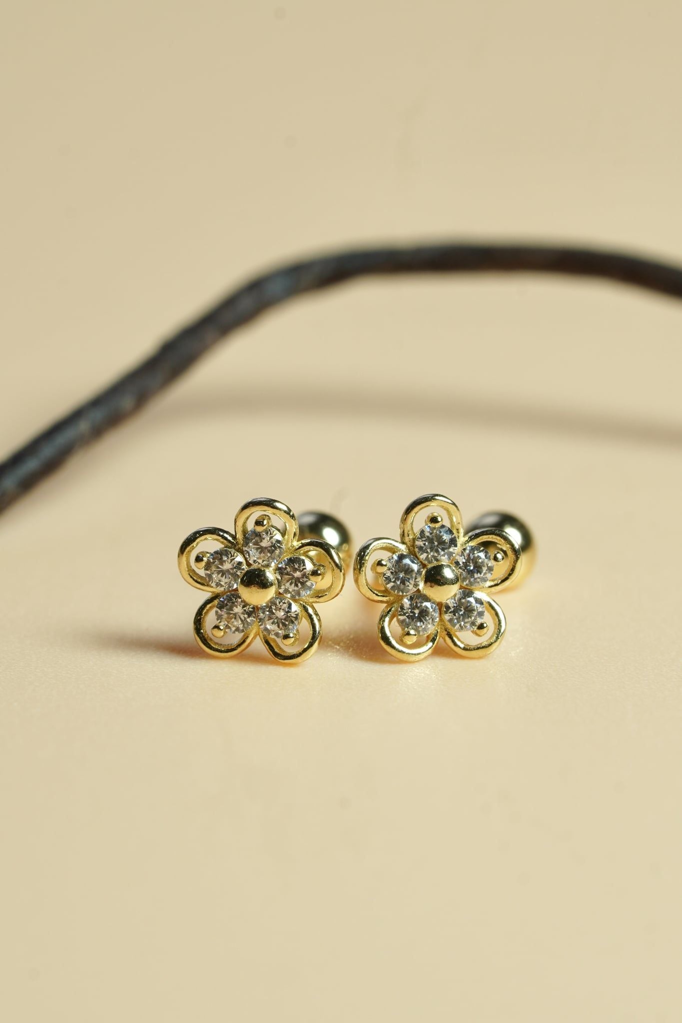Hoa tai vàng 14K hoa xinh (ER-GLD-055)