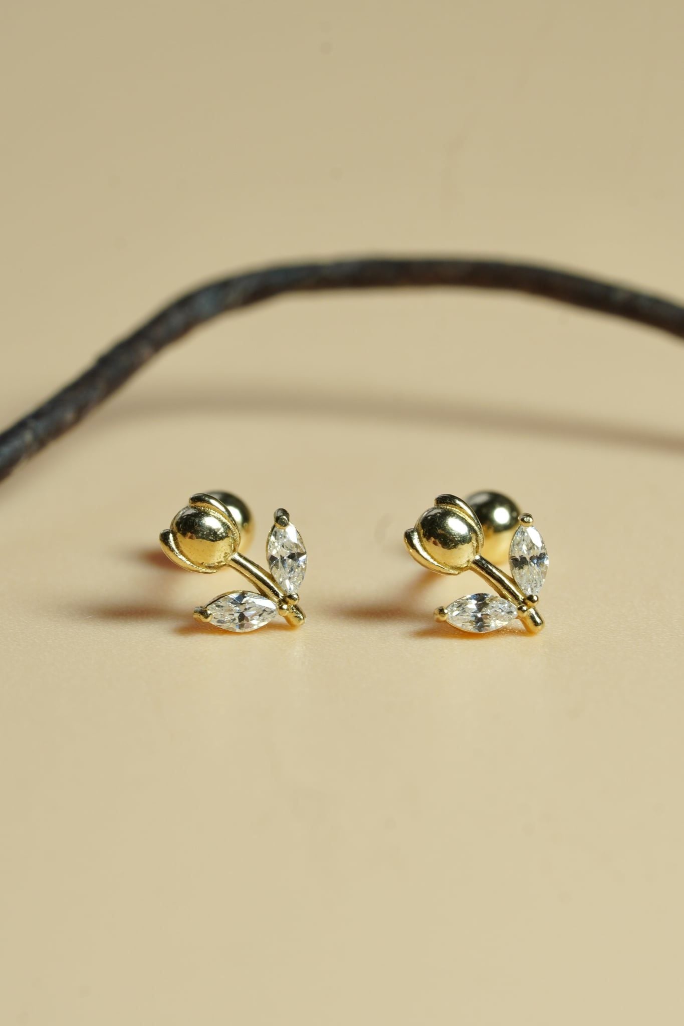 Hoa tai vàng 14k hoa tulip ( ER-GLD- 132)