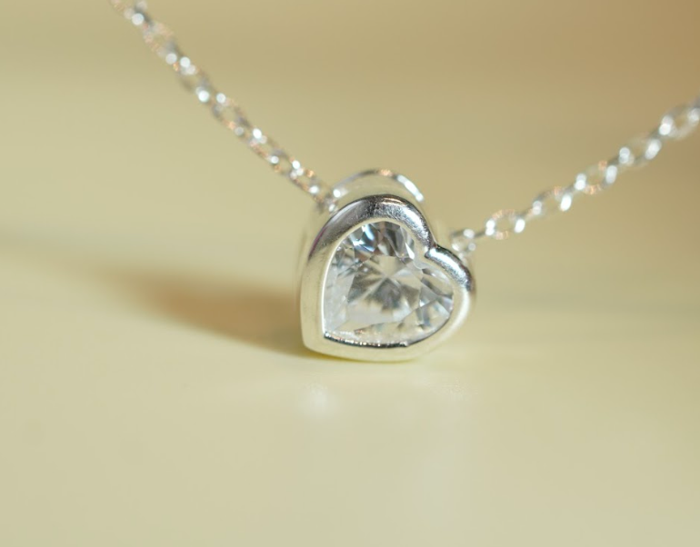 [ancafe-accessories] Dây chuyền NL390K-022-TIM TRẮNG