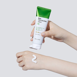  W​e​l​l​a​g​e R​e​a​l C​i​c​a C​a​l​m​i​n​g 9​5 C​r​e​a​m 