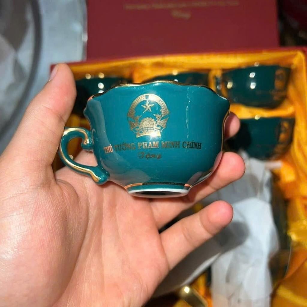  Bộ Ấm Chén In Tổng Bí Thư Tô Lâm Gốm Sứ Bát Tràng men ngọc BKCEVN-10248 