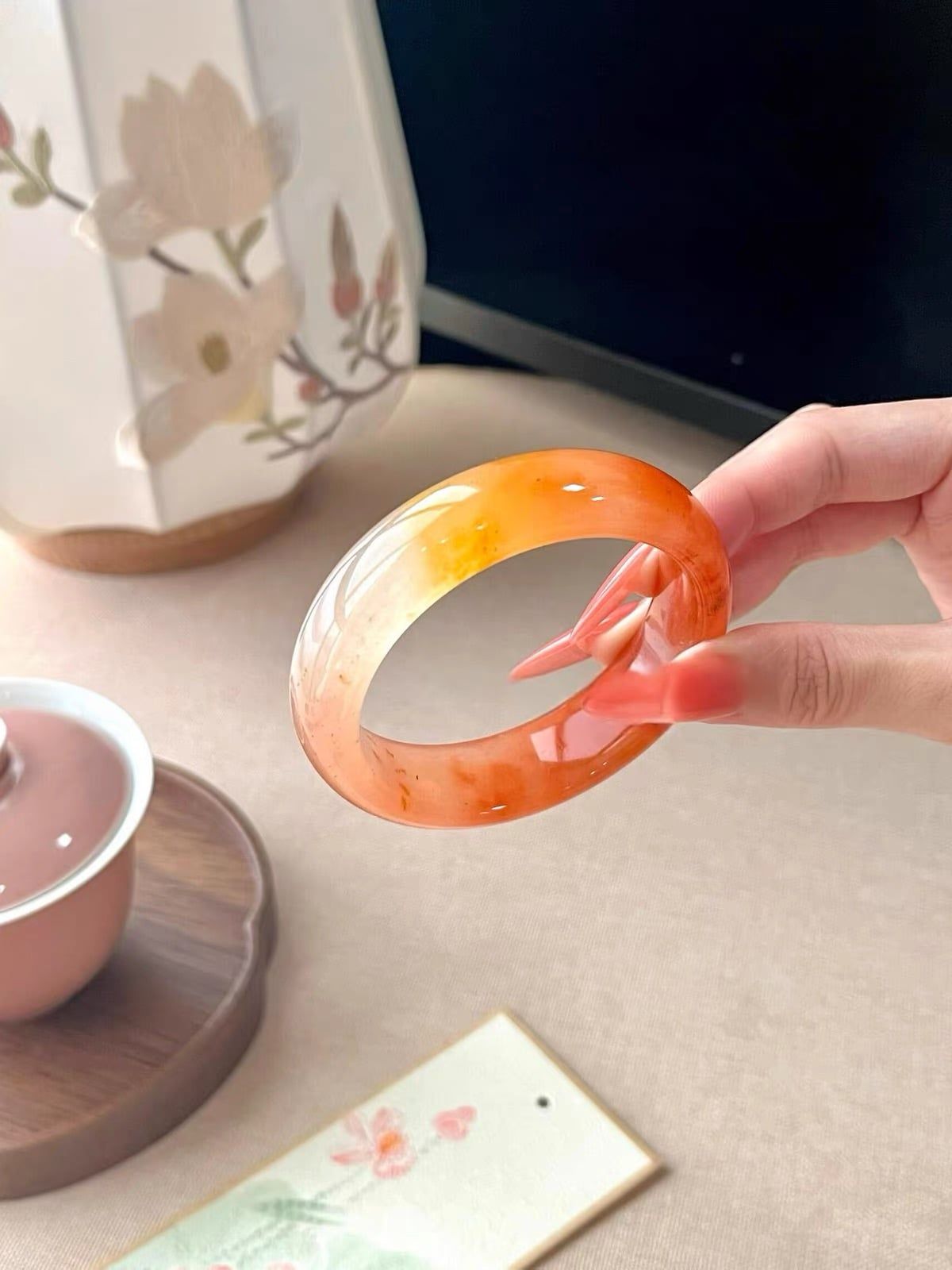  Vòng Tay Mã Não Đỏ Tự Nhiên phối màu đỏ BKJECN-9495 