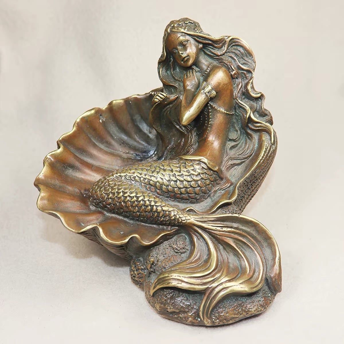  Tượng Nàng Tiên Cá Nằm Trong Vỏ Sò Bằng Đồng Hun Giả Cổ BKMECN-10391 