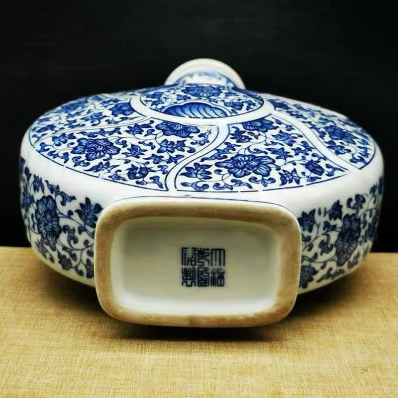  Bình gốm sứ Cảnh Đức Trấn thanh hoa dây sen hai tai BKCECN-10586 