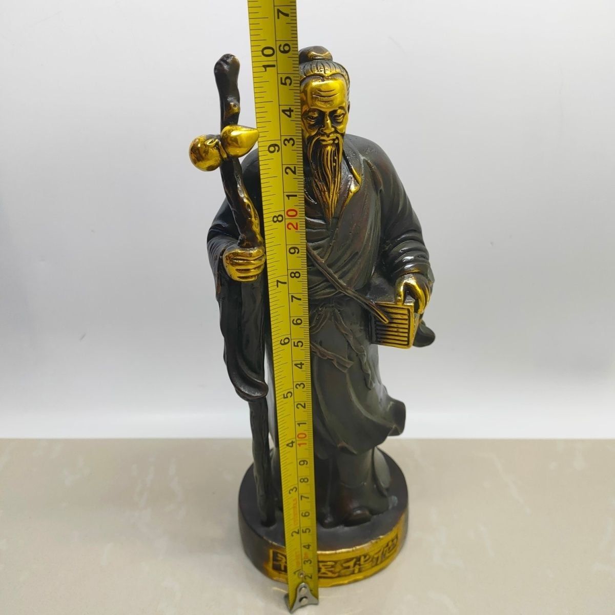  Tượng đồng thần y Hoa Đà 