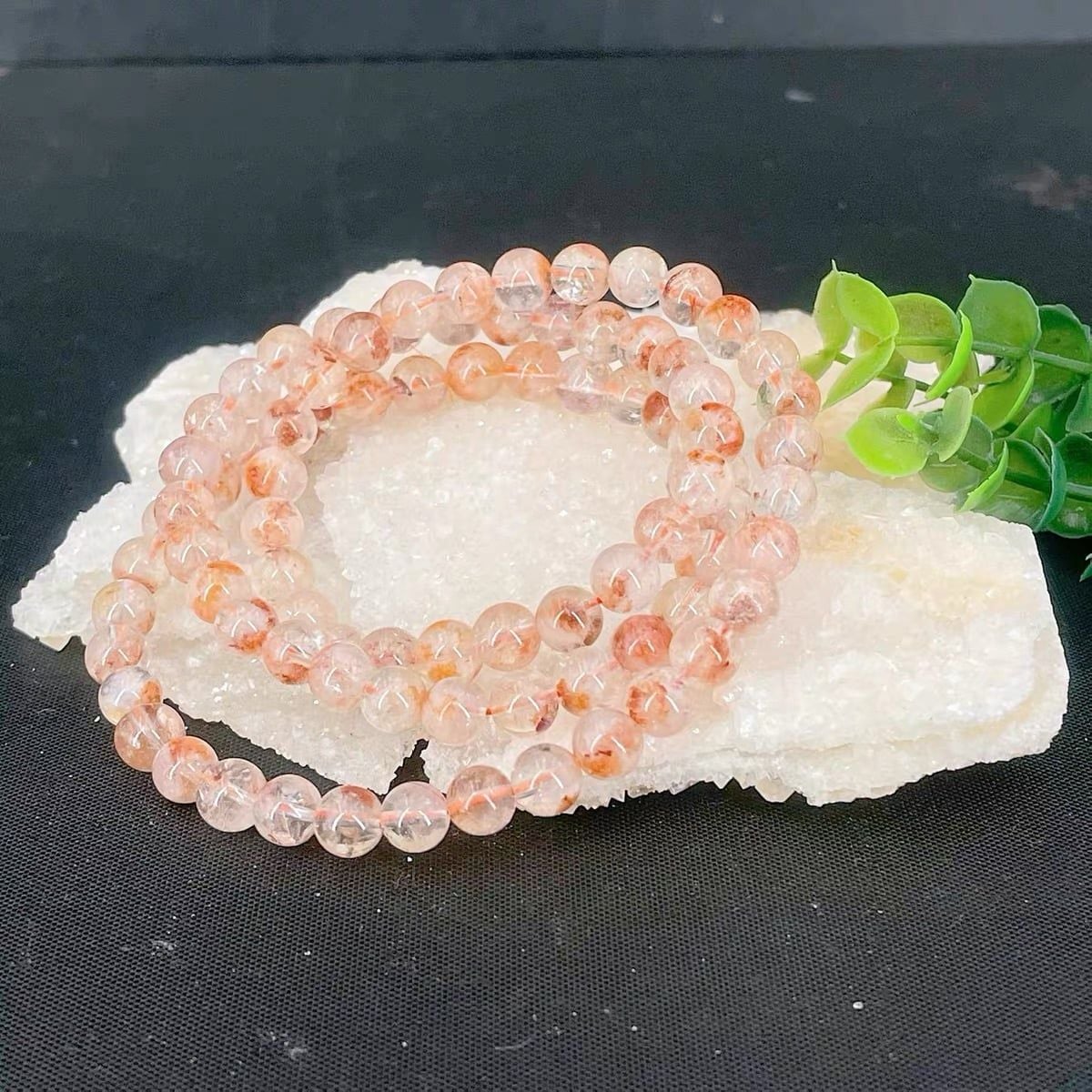 Vòng tay thạch anh hoa keo màu đỏ BKJECN-9542 
