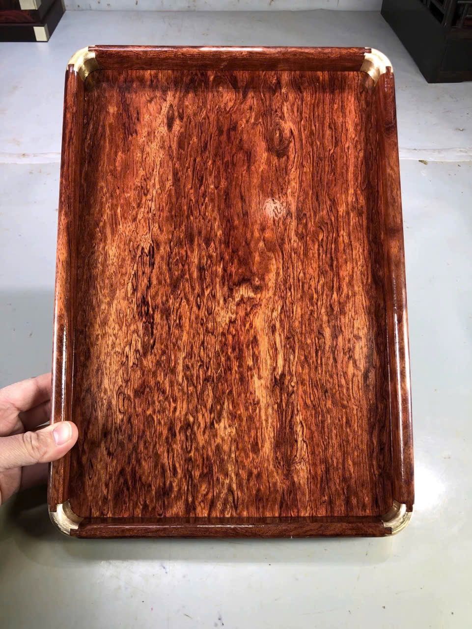  Khay trà gỗ nguyên khối 