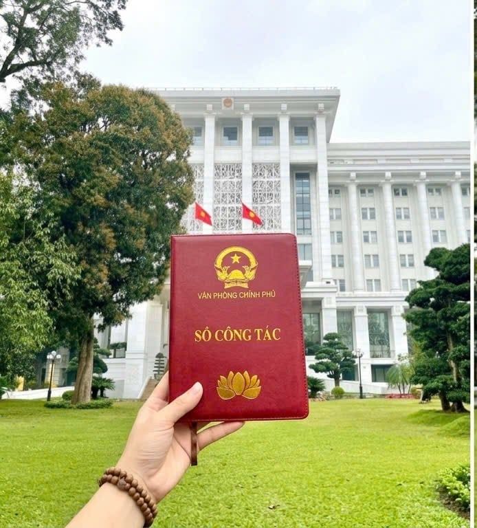  Sổ tay Văn Phòng Phủ màu đỏ sổ da cao cấp BKSVVN-9002 