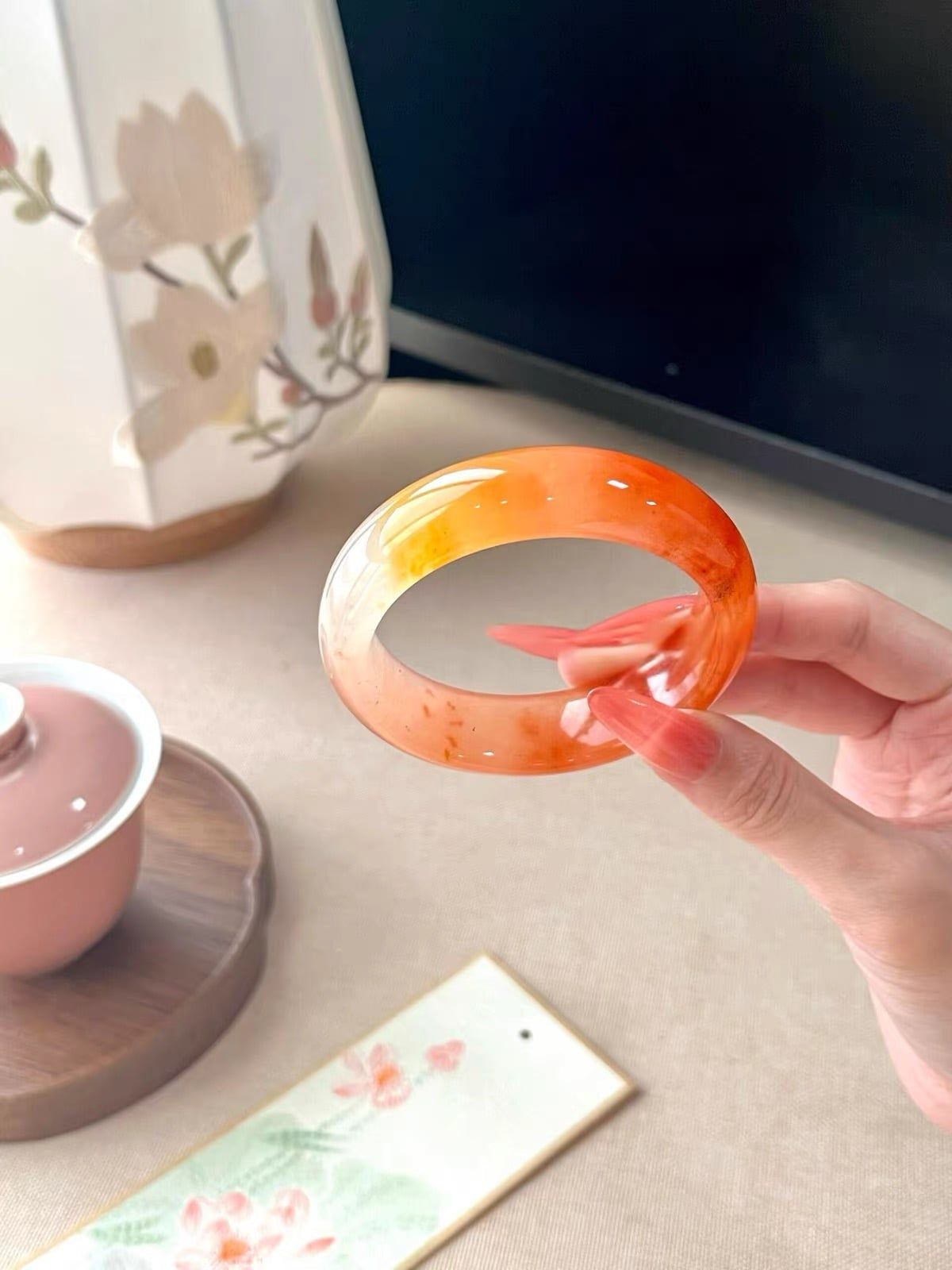  Vòng Tay Mã Não Đỏ Tự Nhiên phối màu đỏ BKJECN-9495 