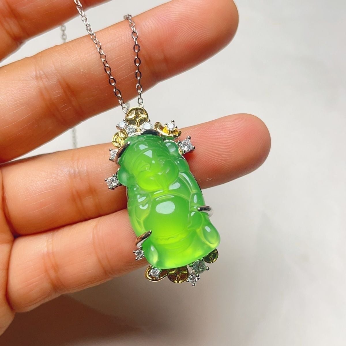  Quà tặng mặt dây truyền thần tài ngọc màu xanh 