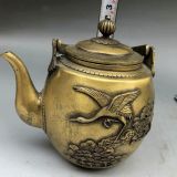  Bình Đồng Quai Xách Tùng Hạc – Đồ Trang Trí Phong Cách Cổ Điển BKMECN-10349 