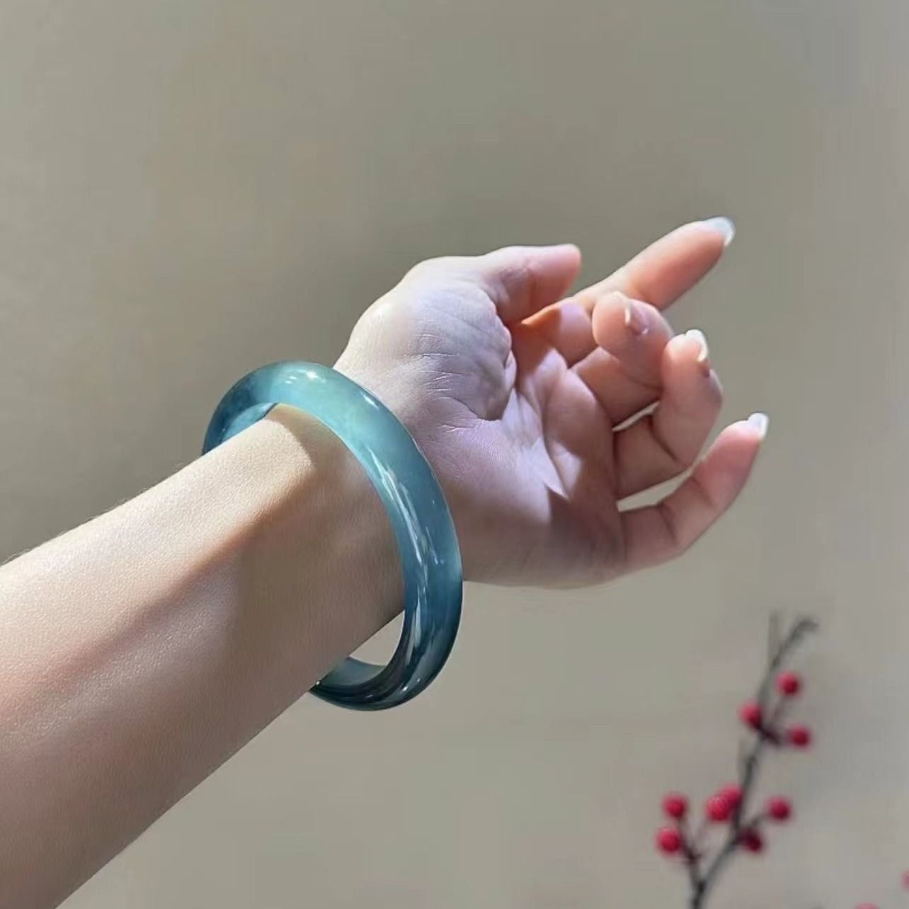  Vòng Tay Ngọc Độc Long Xanh Nước Cao Cấp BKJECN-9486 