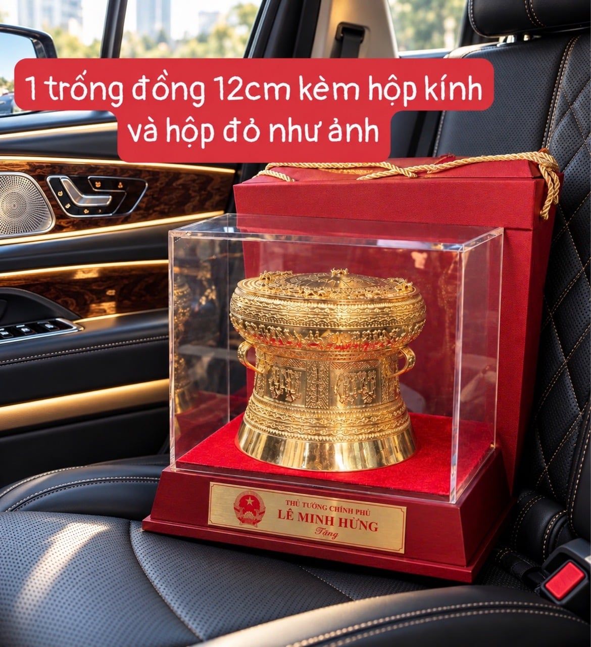  Trống đồng dát vàng in Thủ Tướng Lê Minh Hưng tặng 