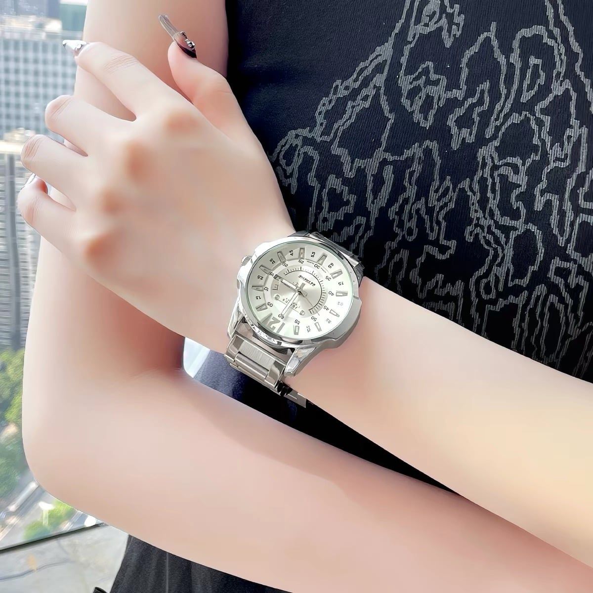  Đồng hồ nữ cá tính năng động phong cách hiện đại 