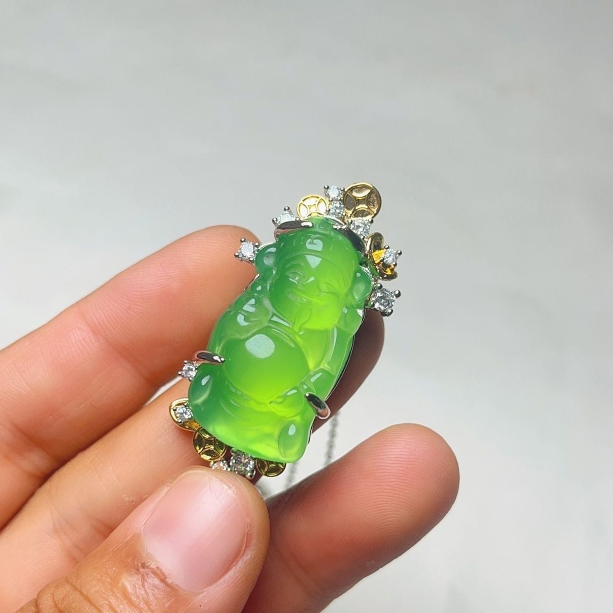  Quà tặng mặt dây truyền thần tài ngọc màu xanh 
